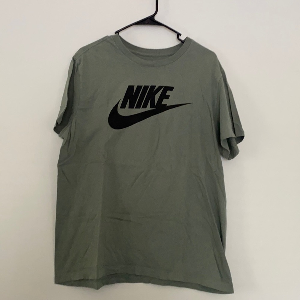 Nike Tee